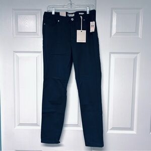 NWT Anne Klein Jeans, Style: Skinny Ankle, Forest Green, Size 10
